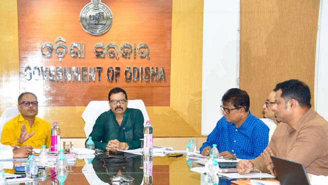 ରାଜସ୍ୱ ଆଇନକୁ ଲୋକାଭିମୁଖୀ କରାଯିବ- ମନ୍ତ୍ରୀ ଶ୍ରୀ ପୂଜାରୀ